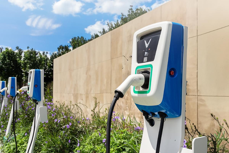 7 cách sạc pin ô tô điện VinFast an toàn và kéo dài tuổi thọ pin 2 27.1.2.1