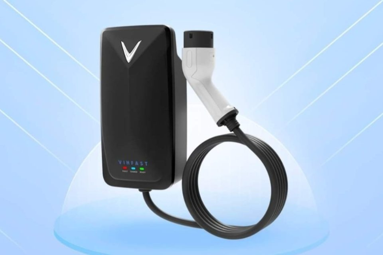 Sạc di động VinFast: lợi ích và những lưu ý khi sử dụng 1 Sạc di động VinFast mang đến cho người sử dụng sự linh hoạt vượt trội