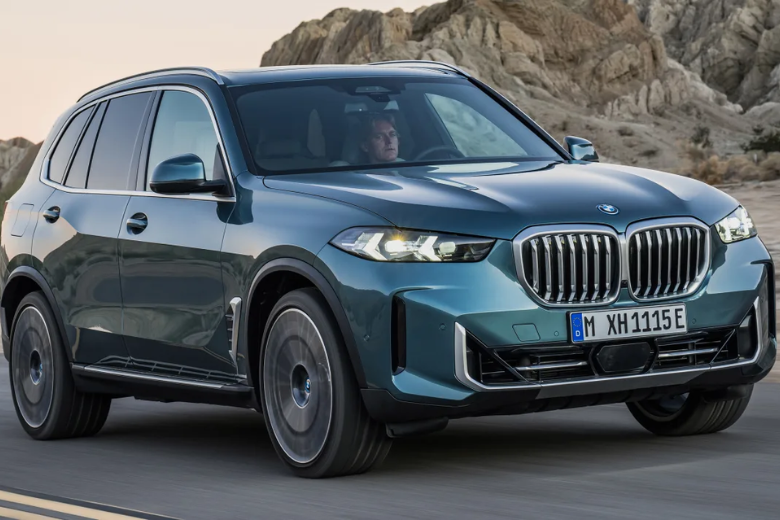 VinFast VF7: Giá 1 tỷ, sức mạnh 349HP ngang ngửa xe sang 2 VF7 Plus hoàn toàn có thể sánh ngang với các mẫu xe sang từ những thương hiệu danh tiếng như BMW, Audi, và Range Rover