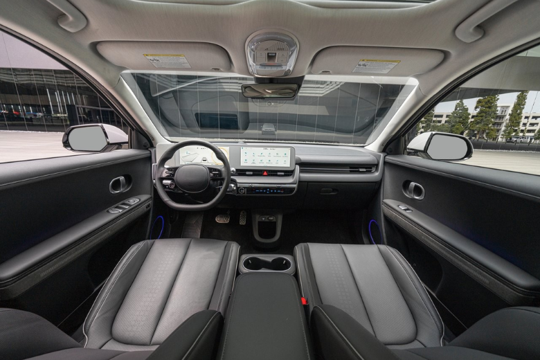 So găng VinFast VF8 và Hyundai Ioniq 5: Xe nào đáng mua hơn? 3 Blog 62