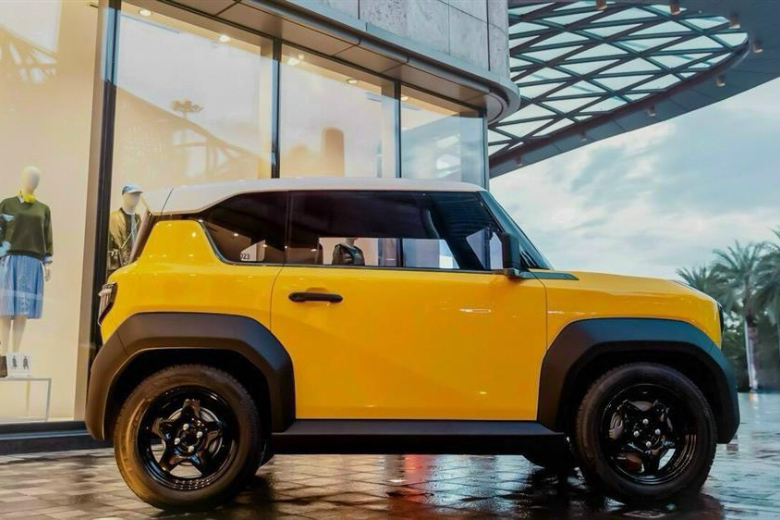 Kích thước VF 3: Nhỏ gọn, tối giản, tiện lợi 4 VF 3 còn ghi điểm nhờ hàng loạt tính năng tiện nghi như ghế ngồi điều chỉnh linh hoạt