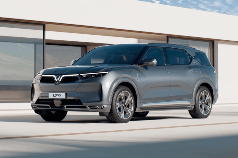 Xe điện VinFast VF9 ECO 3 Xe ô tô điện VinFast VF9 Eco vận hành