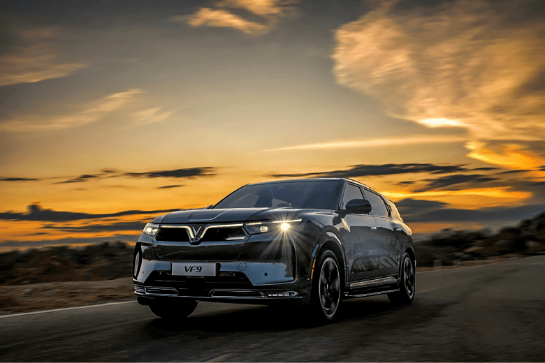 Xe điện VinFast VF9 4 Xe ô tô điện VinFast VF9 vận hành