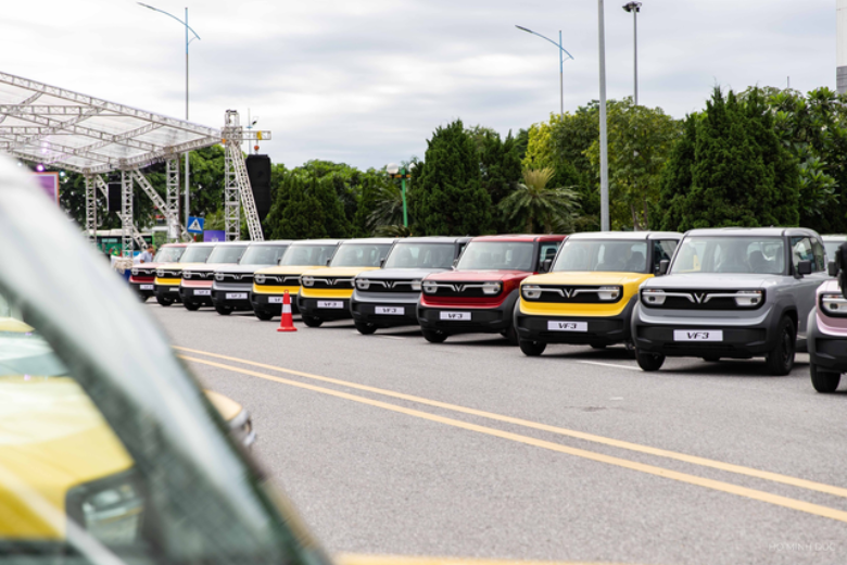 VinFast VF3 ra mắt phiên bản tay lái nghịch cho Đông Nam Á 1 blog 2024 10 01T100248.879