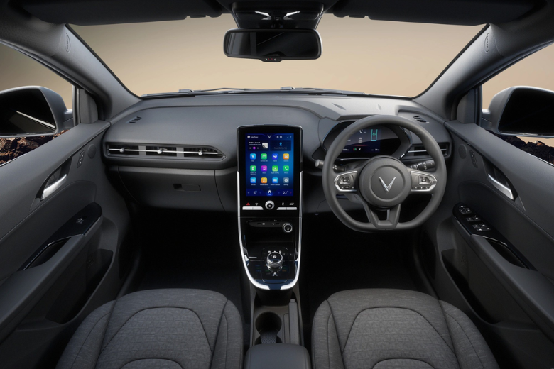 VinFast VF3 ra mắt phiên bản tay lái nghịch cho Đông Nam Á 2 blog 2024 10 01T101029.733