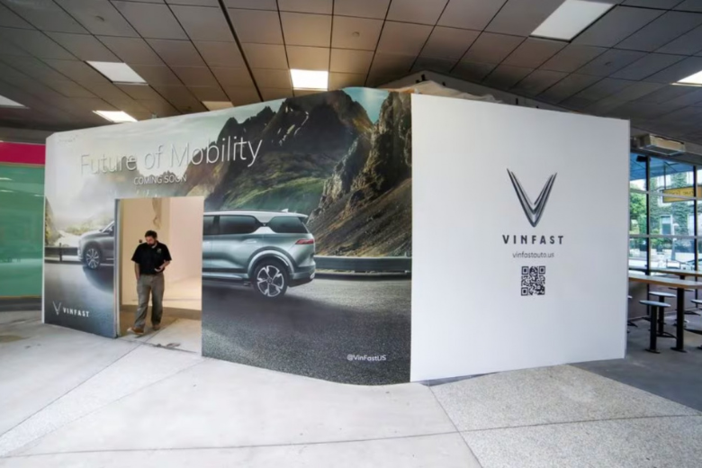 VinFast VF3 ra mắt phiên bản tay lái nghịch cho Đông Nam Á 4 blog 2024 10 01T111032.291