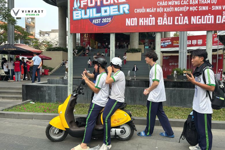 Gian hàng VFX bùng nổ tại Future Builder Fest 2025 8 157