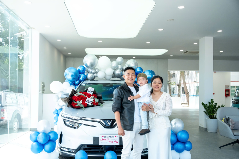 Khai trương Showroom VinFast 3S Bến Lức lớn nhất Long An 10 48