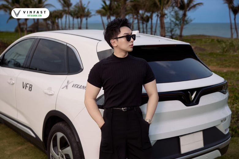 MC Phan Trung Hậu trải nghiệm VinFast VF8 tại Novaworld Phan Thiết 3 317