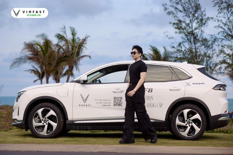MC Phan Trung Hậu trải nghiệm VinFast VF8 tại Novaworld Phan Thiết 1 322