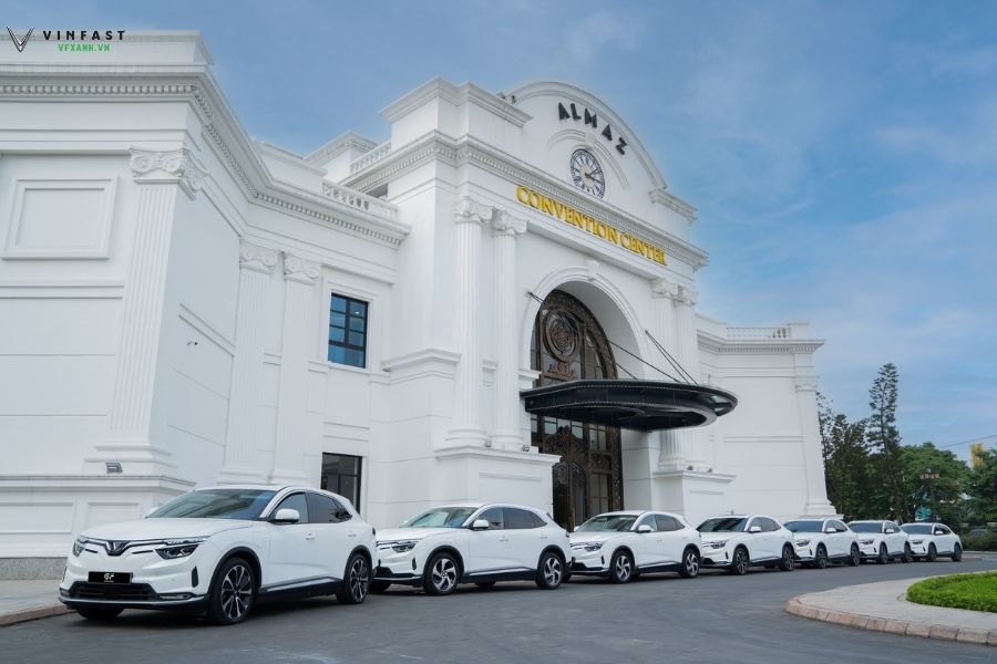 Thuê xe cưới điện VinFast đón dâu: Gói dịch vụ 5 sao từ Green Future 1 419