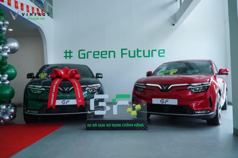 Thuê xe cưới điện VinFast đón dâu: Gói dịch vụ 5 sao từ Green Future 4 Loc Blog Xe 2025 05 28T105524.088