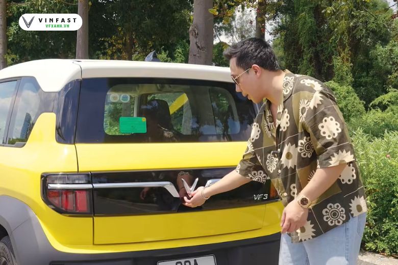 Mẫu xe điện VinFast "đốn tim" Trấn Thành ngay từ cái nhìn đầu tiên 5 Loc Blog Xe 39