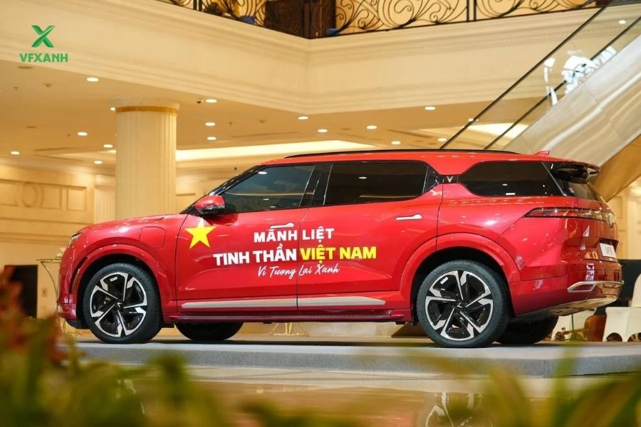 Mãnh liệt Tinh thần Việt Nam lần 3: VinFast giảm 4% 2 Loc Blog Xe 79