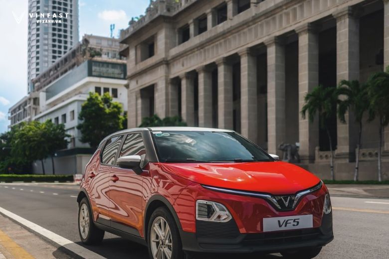 VinFast VF 5 gây "bão" doanh số tháng 9/2025, xe điện lập kỷ lục mới 3 475