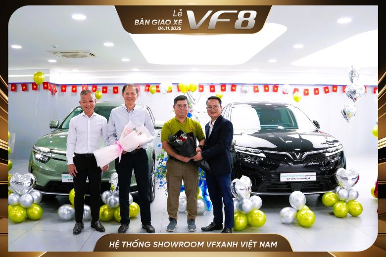 Quyết định "tậu" 2 xe VF 8 liên tiếp: Xu hưởng chuyển đổi xanh khiến chủ doanh nghiệp từ bỏ xe xăng 7 10 1