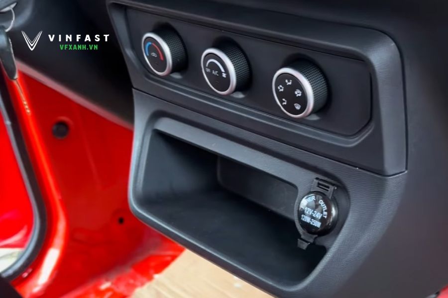 Lộ diện hình ảnh VinFast EC Van chi tiết: Công thức thống trị xe van đô thị 5 453