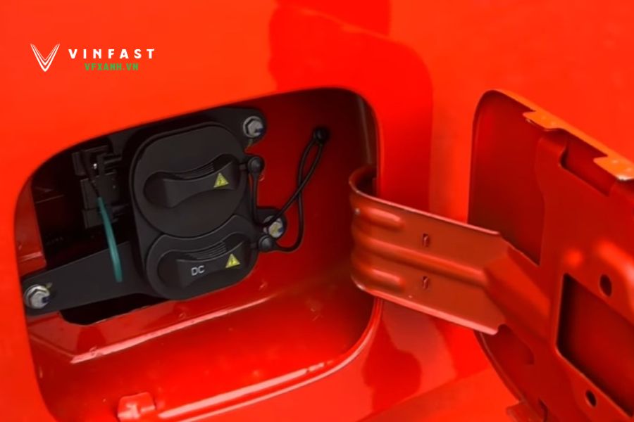 Lộ diện hình ảnh VinFast EC Van chi tiết: Công thức thống trị xe van đô thị 6 455