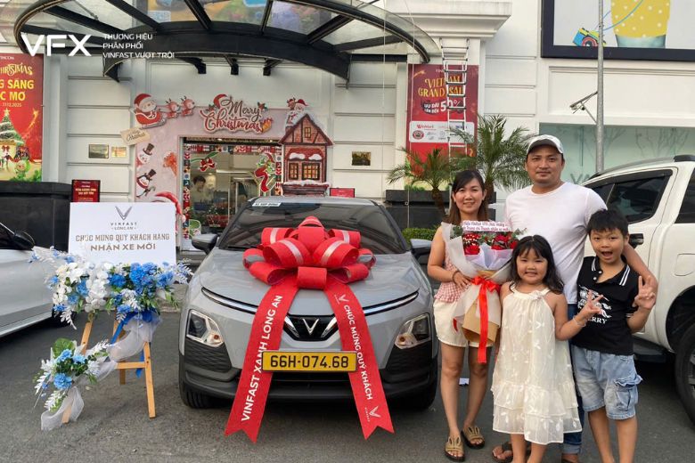 VinFast triển lãm xe lớn nhất Việt Nam 2025: Cuộc đổ bộ của kỷ nguyên xanh 4 4