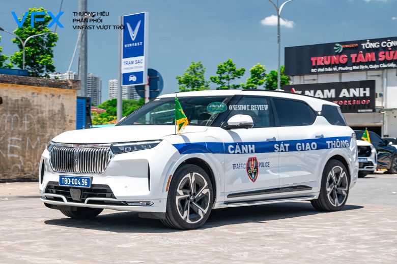 VinFast ưu đãi "chưa từng có" cho công an, quân đội: Giảm 5% giá xe từ 4/2/2026 4 3