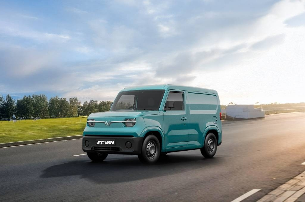VinFast EC VAN nâng cao cửa trượt