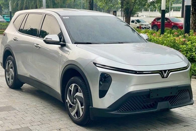 limo green gia tai hcm va hn