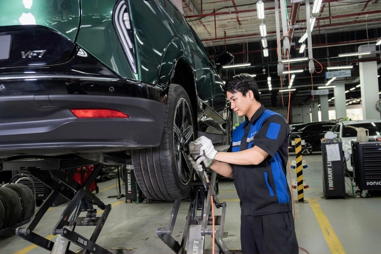 VF 5 chạy dịch vụ
