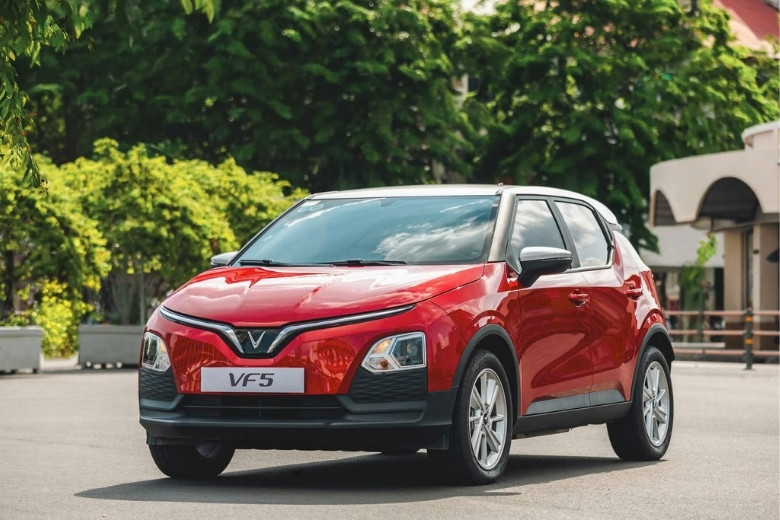 VF 5 chạy dịch vụ